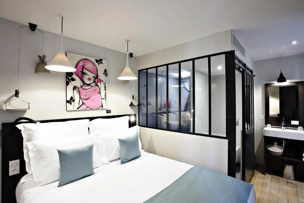 Premium Double room (full double bed)