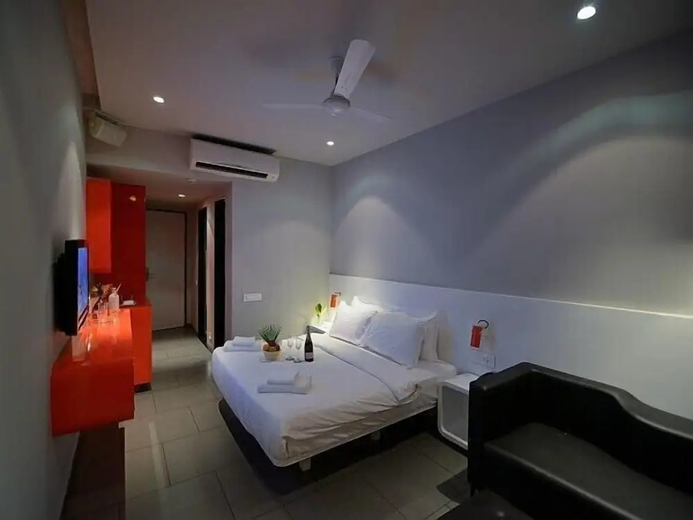 SinQ Party Hotel - Chambres