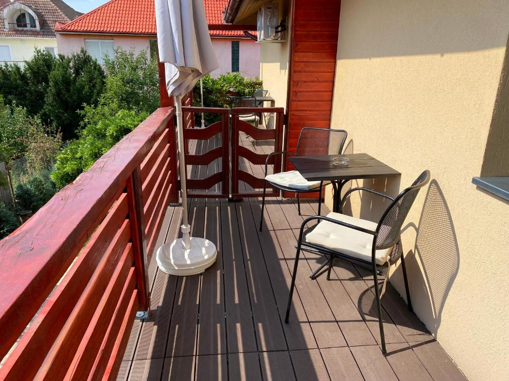 Standard Double room with balcony (full double bed)