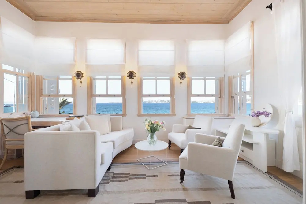 Double Suite with balcony and beachfront (full double bed)