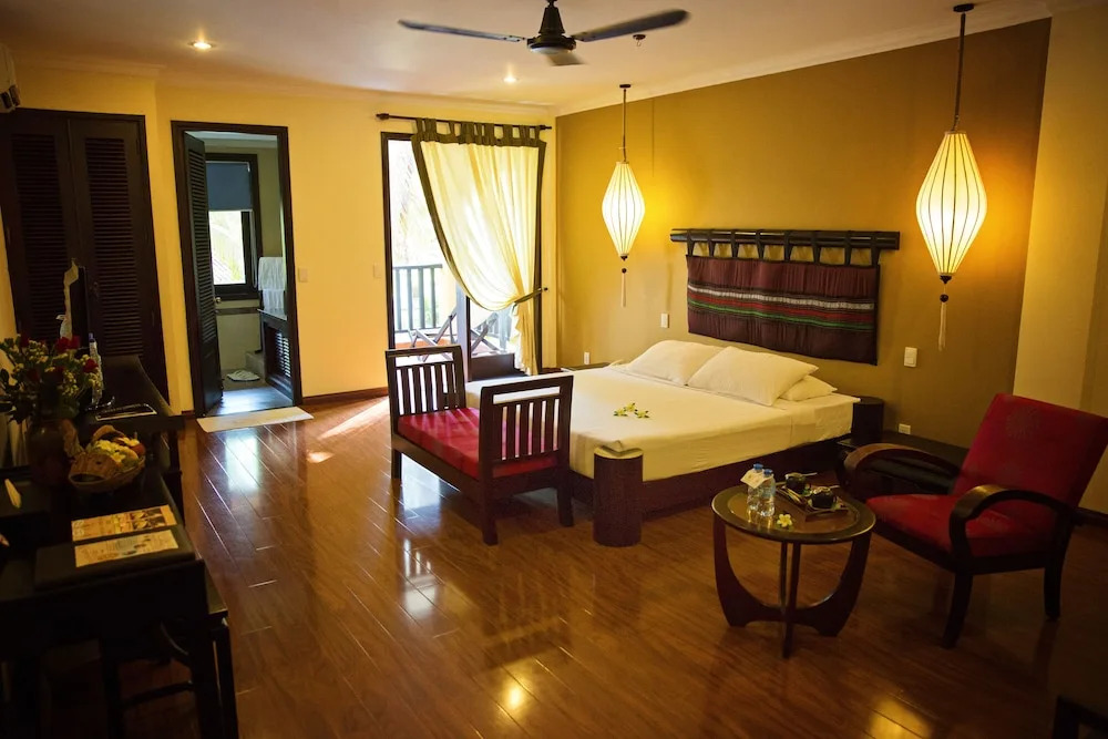 Seahorse Resort & Spa