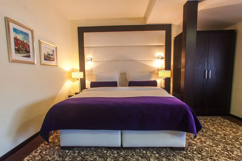 Hotel Central by null