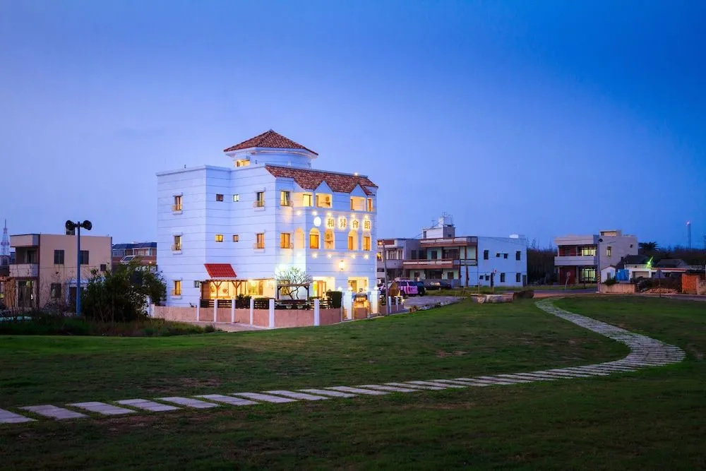 Hotel photo 13
