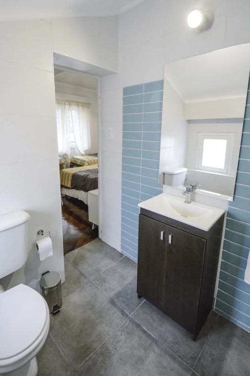 Comfort room