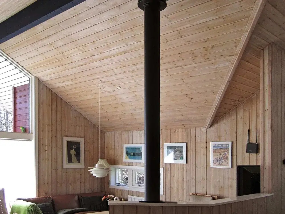 Quaint Holiday Home in Aakirkeby near Stream