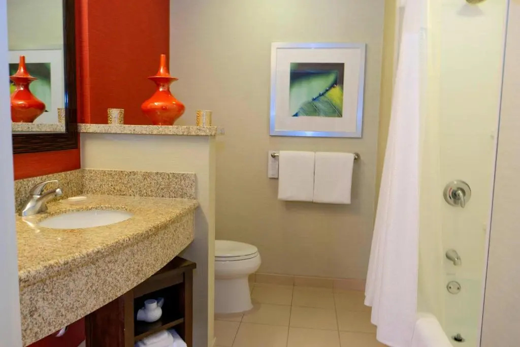 Courtyard by Marriott Long Beach Airport - Chambres