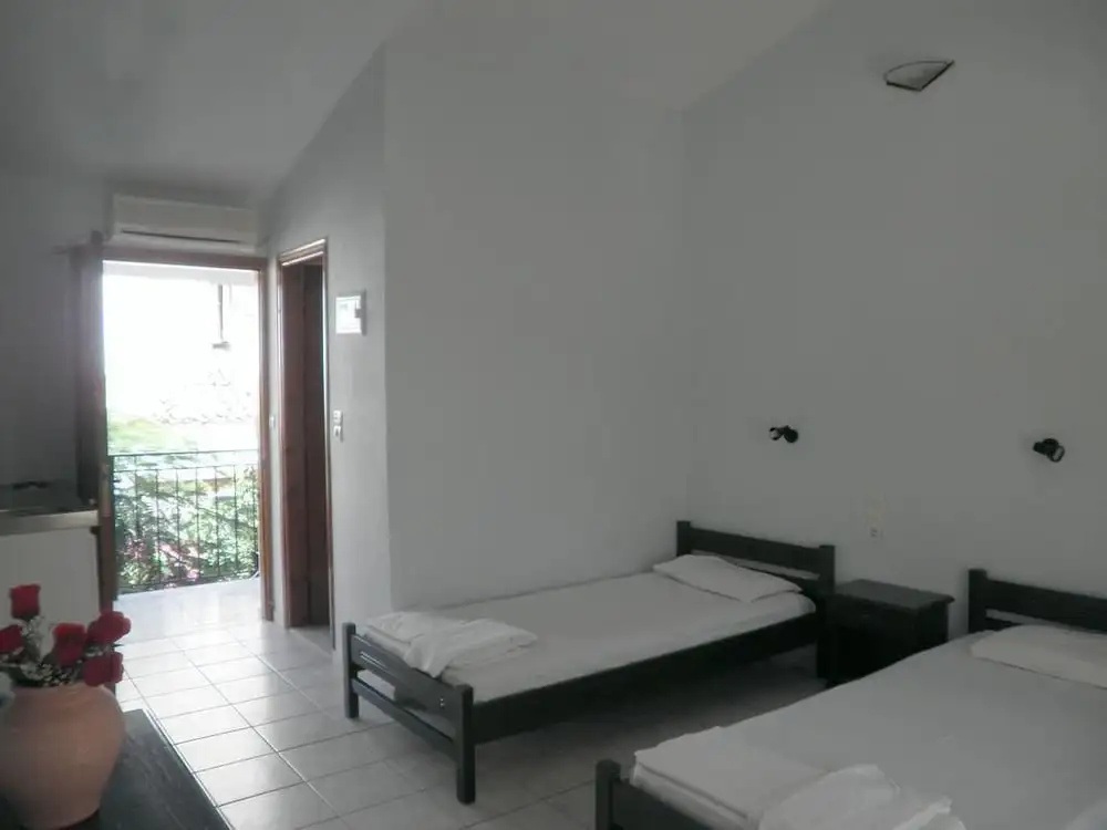 Standard Double room with balcony (twin beds)