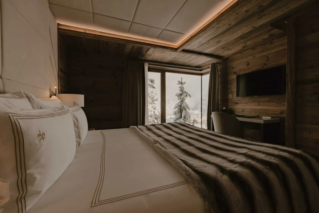 Шале Prestige в Ultima Hotel  Courchevel