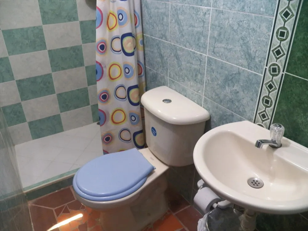 1 Bedroom Economy Triple room