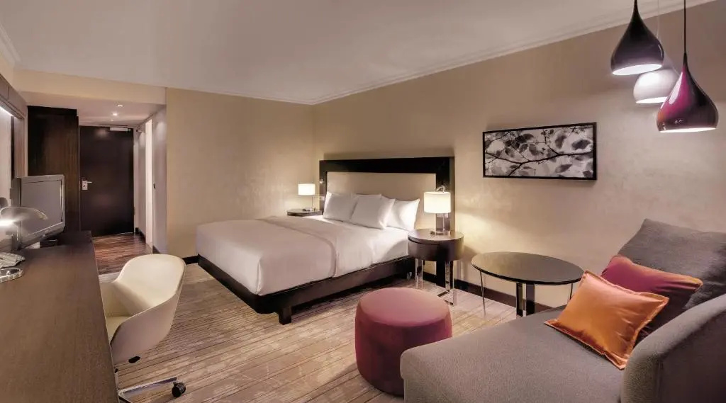 Executive Double room (full double bed)