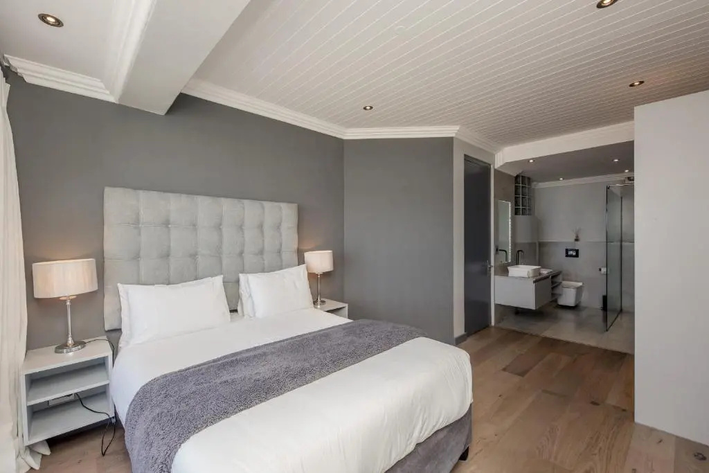 Seasonsfind - The Bay - Chambres