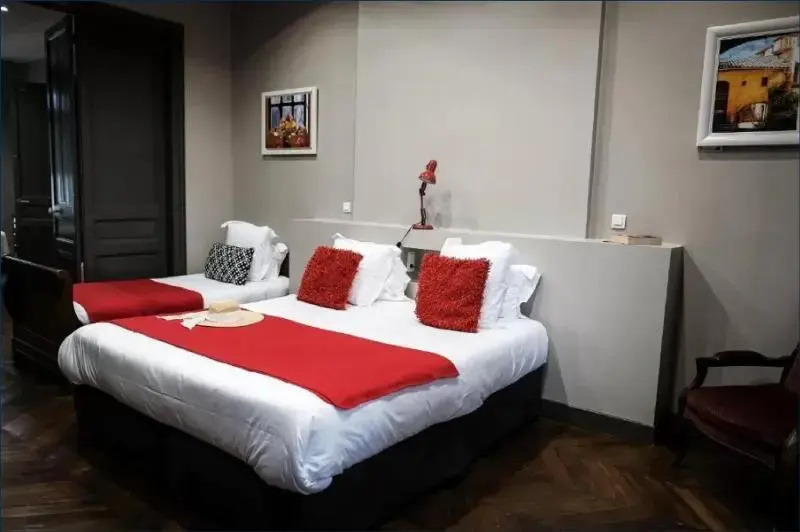 Hotel photo 12