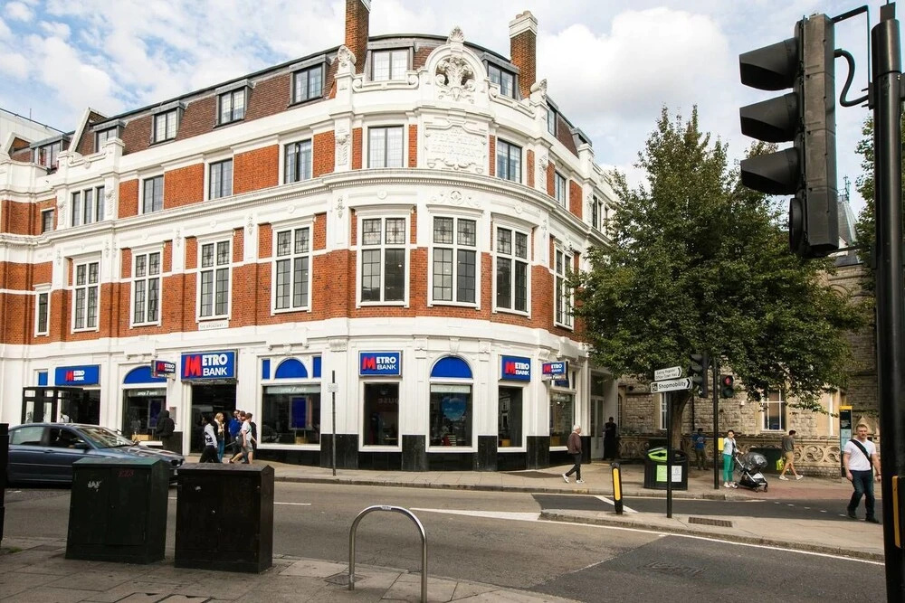 Modern 2 Bed In The Heart Of Ealing Broadway