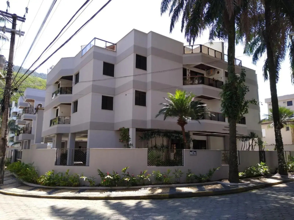 Apartamento a 100 m da Praia Grande Ubatuba