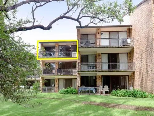 36 'Bay Parklands', 2 Gowrie Avenue - Close To The Water With Pool And Spa And Tennis Court