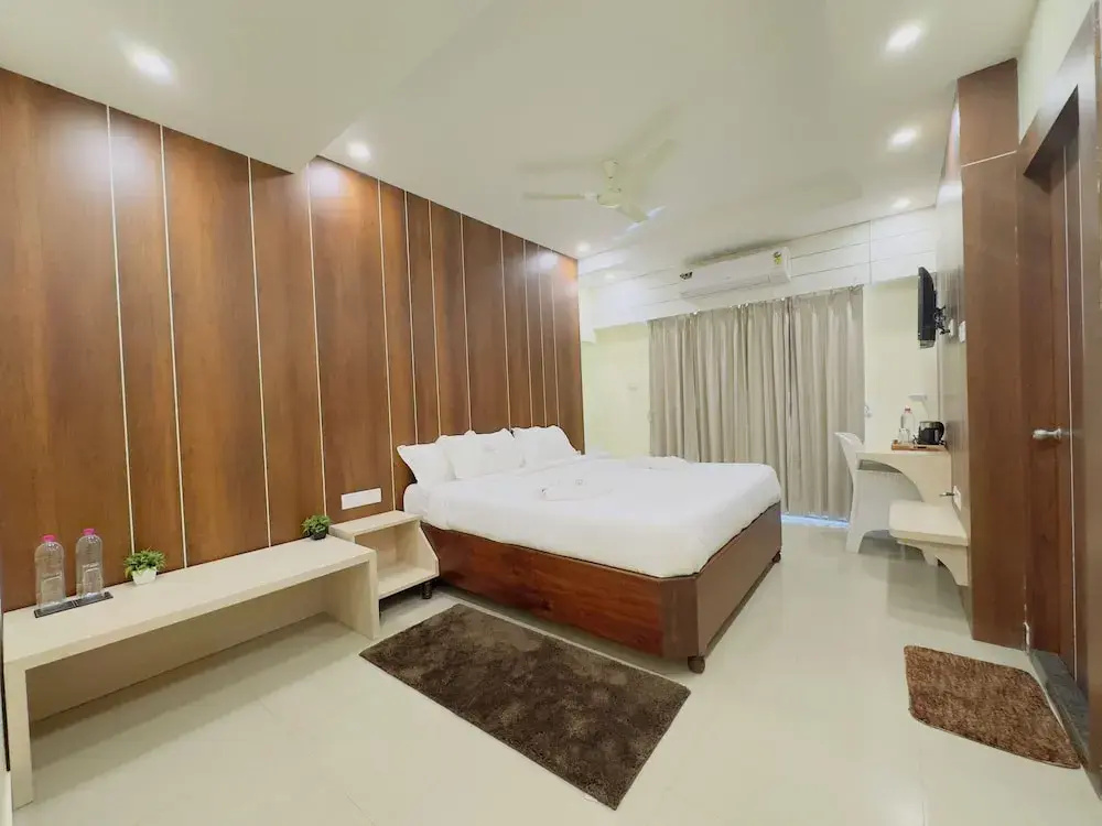 City Grand