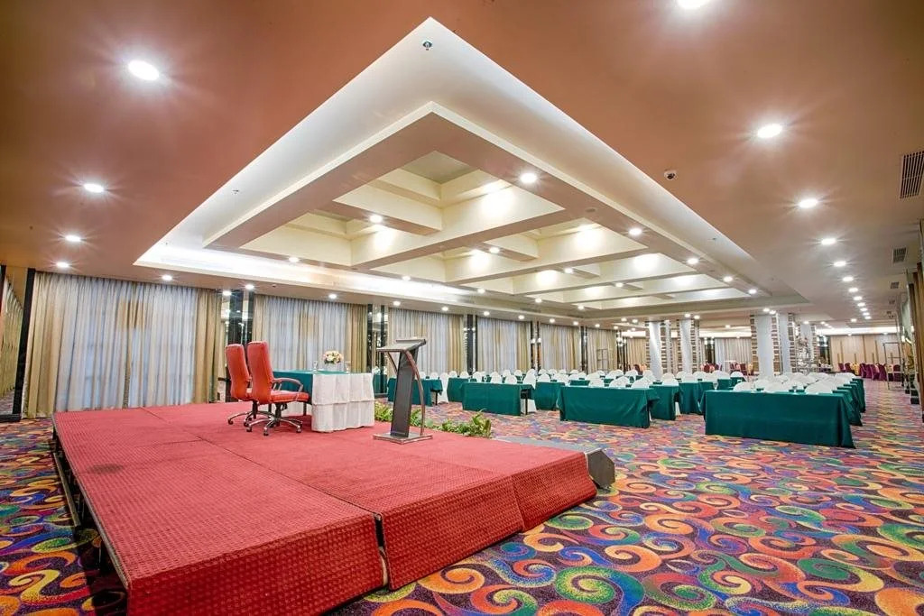 Sunlake Waterfront Resort and Convention - фото 21