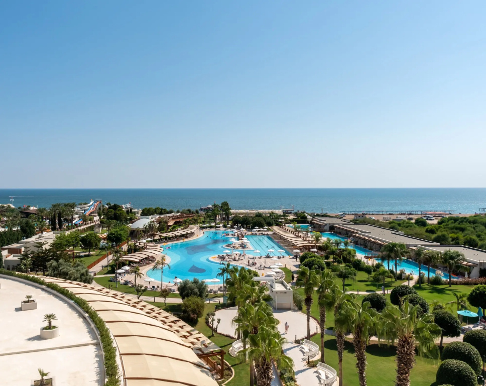 Beach & Waterfront