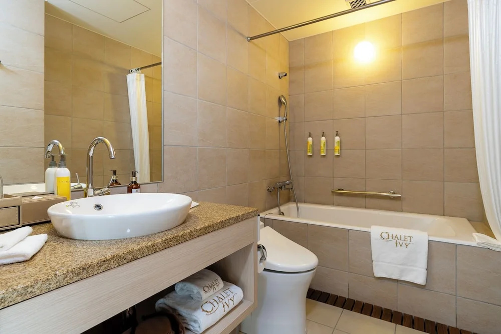 Superior Double room (full double bed)