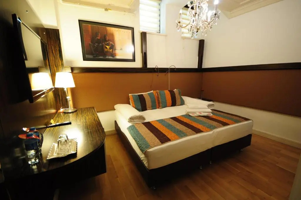 Double Basement room (full double bed)