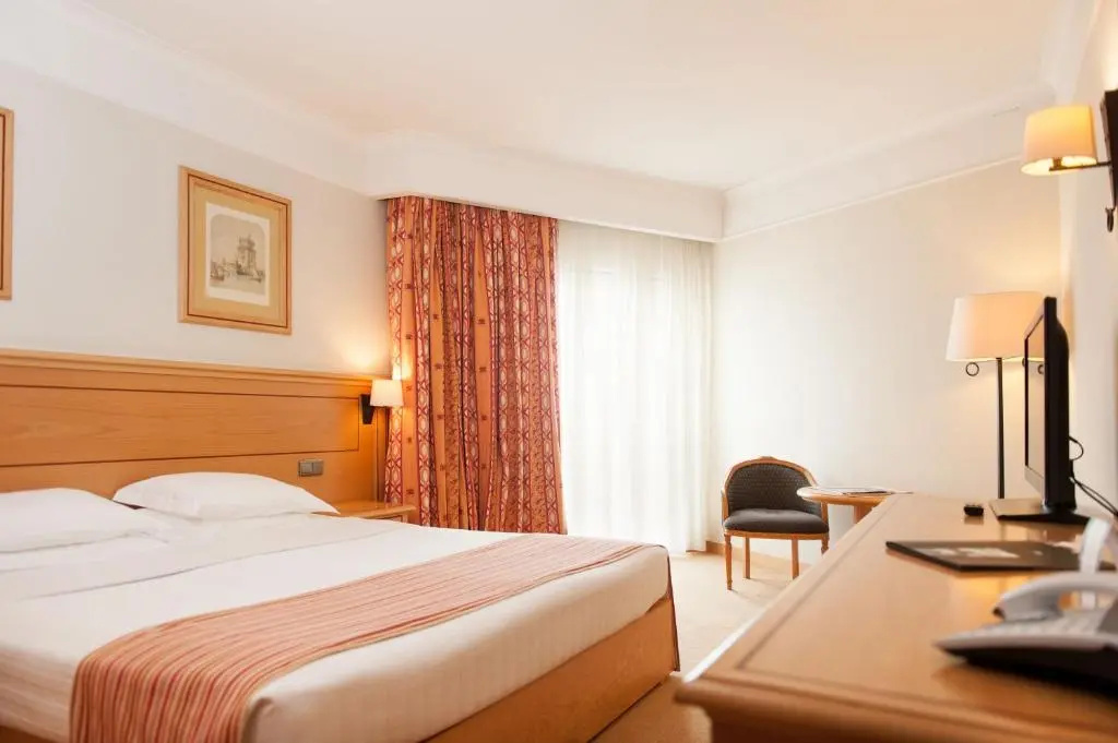 Superior Double room (full double bed)