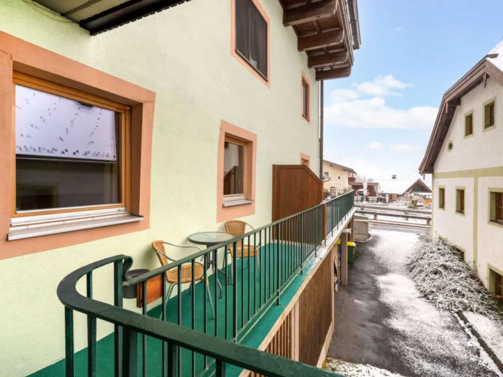 Balcony & Terrace