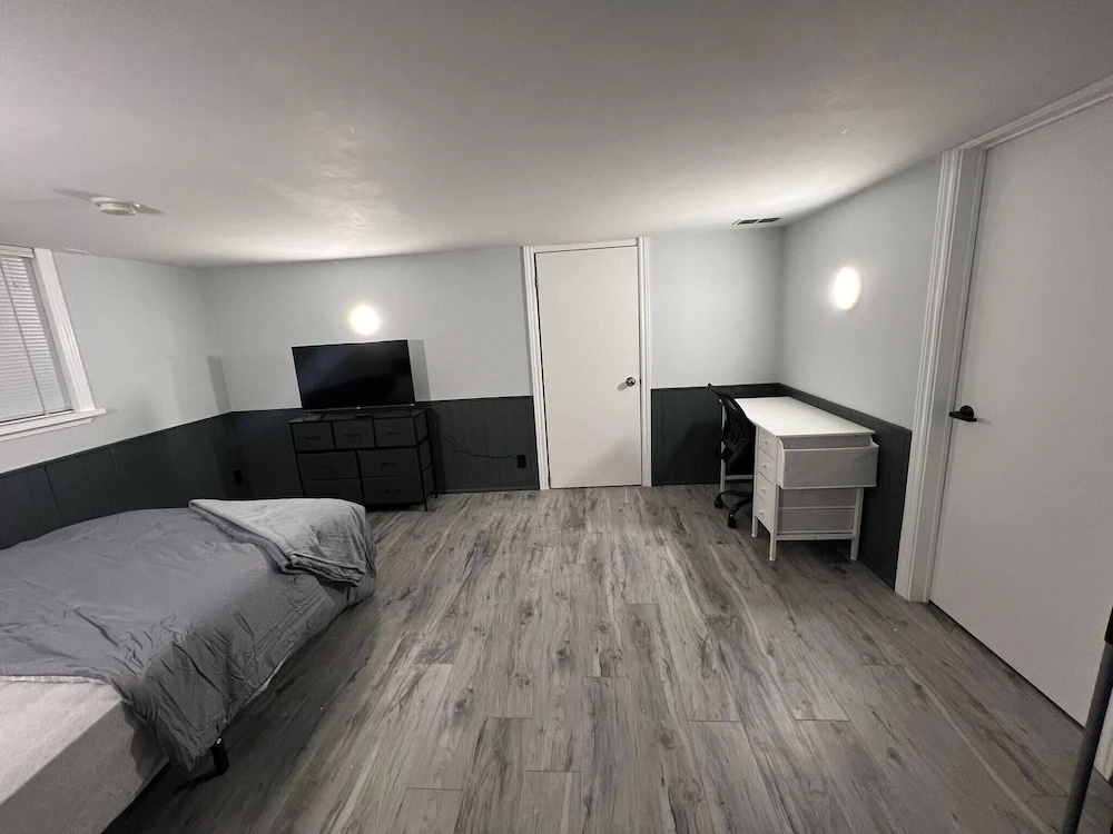 Prime Location Studio With Separate Amenities