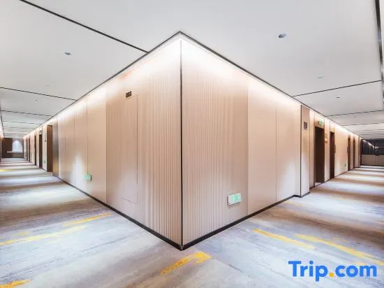 Yinfeng Hotel (Tongren High-speed Railway Station)
