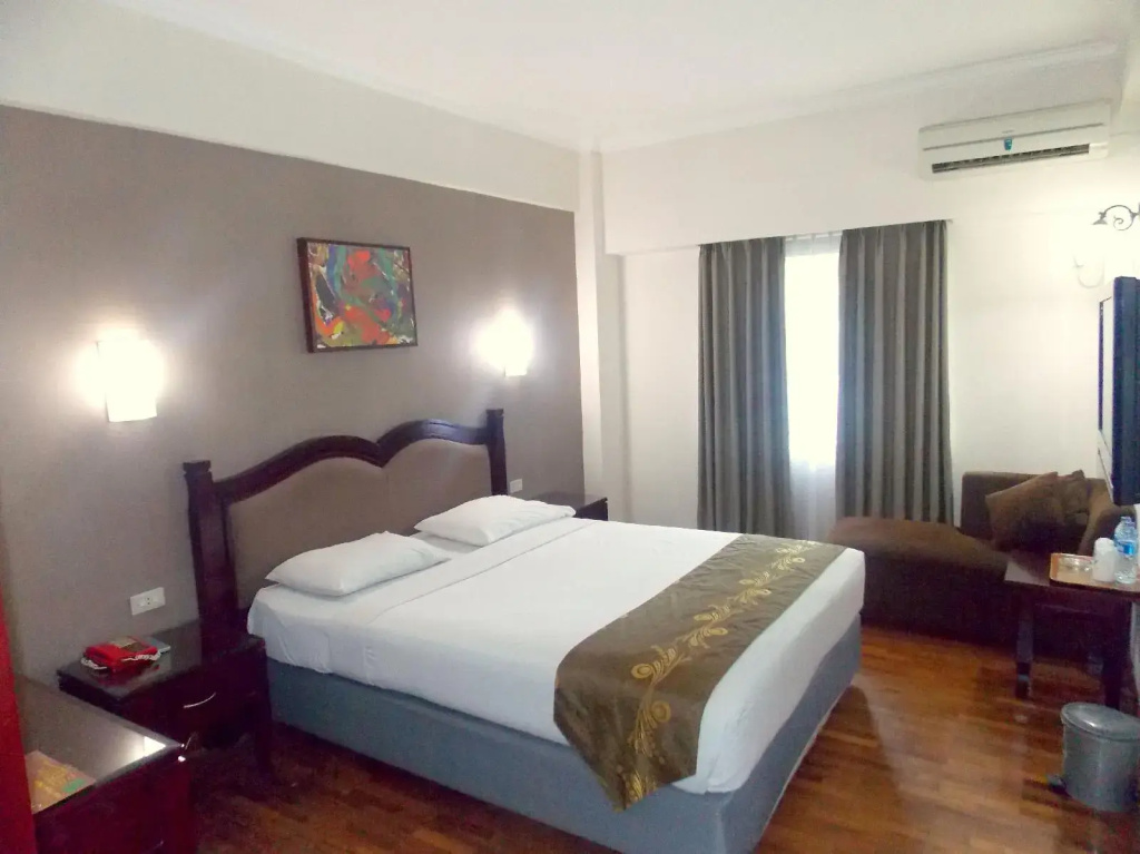 Hotel Mega Proklamasi - Général