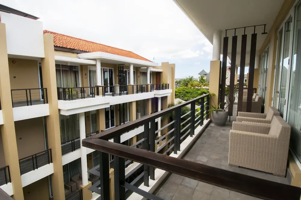 Balcony & Terrace