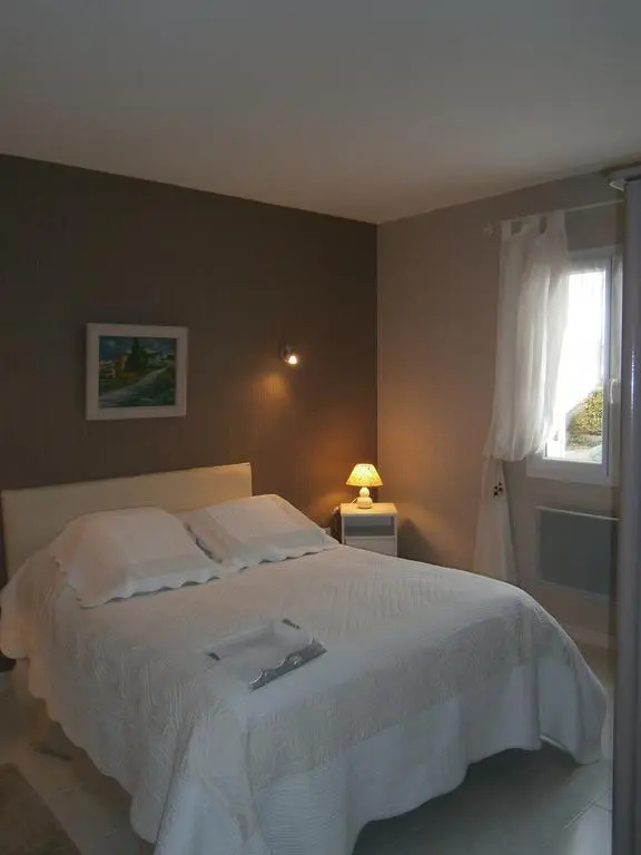 Au Cypres De Provence