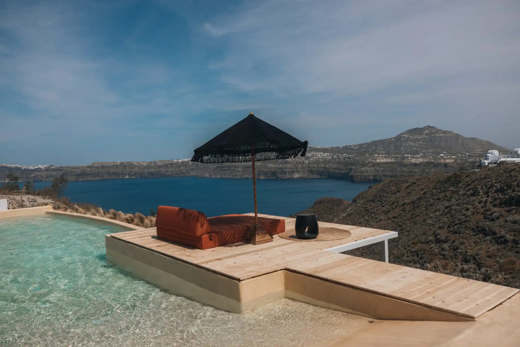 Beach & Waterfront