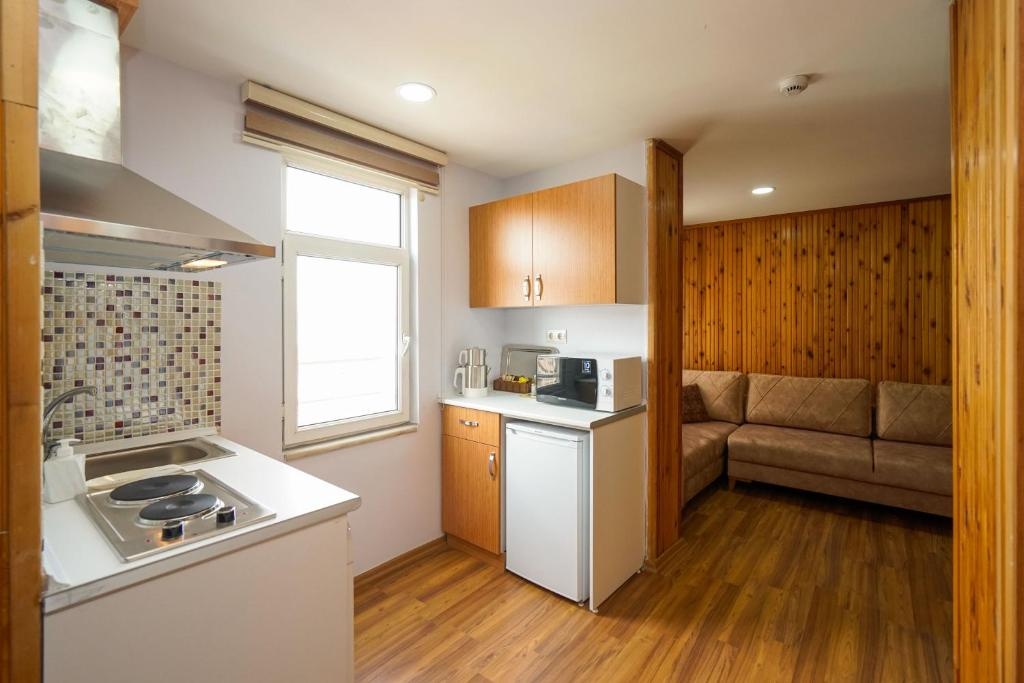 Element Residence — 5