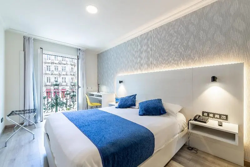Superior Double room with balcony and with view (full double bed)