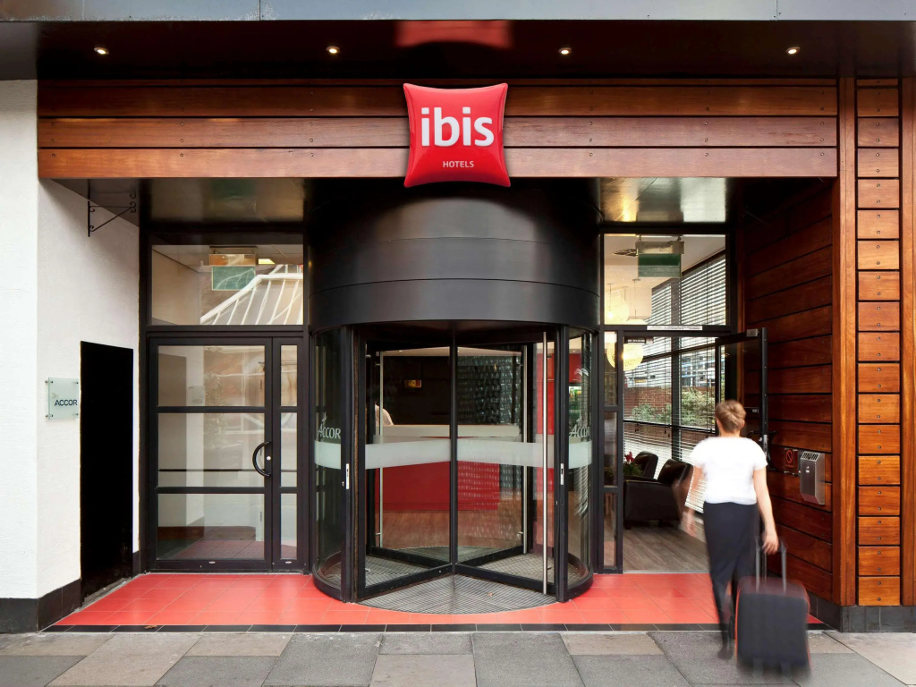 Ibis Stevenage Centre - фото 16
