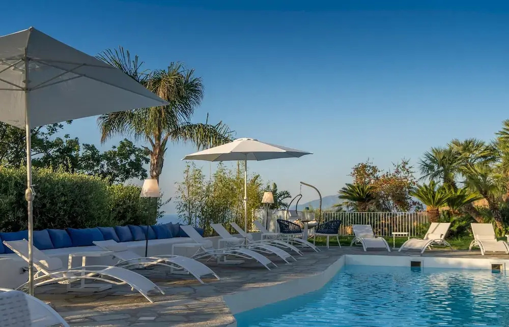 Villa Azzurra - by Elite Villas