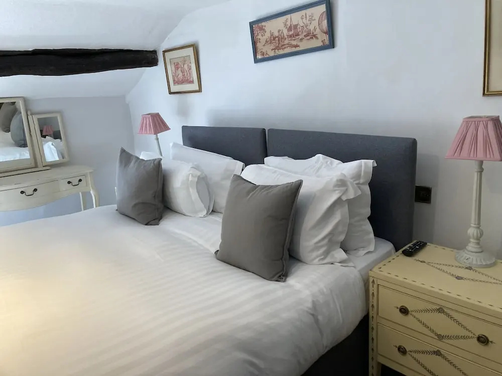 Comfort room