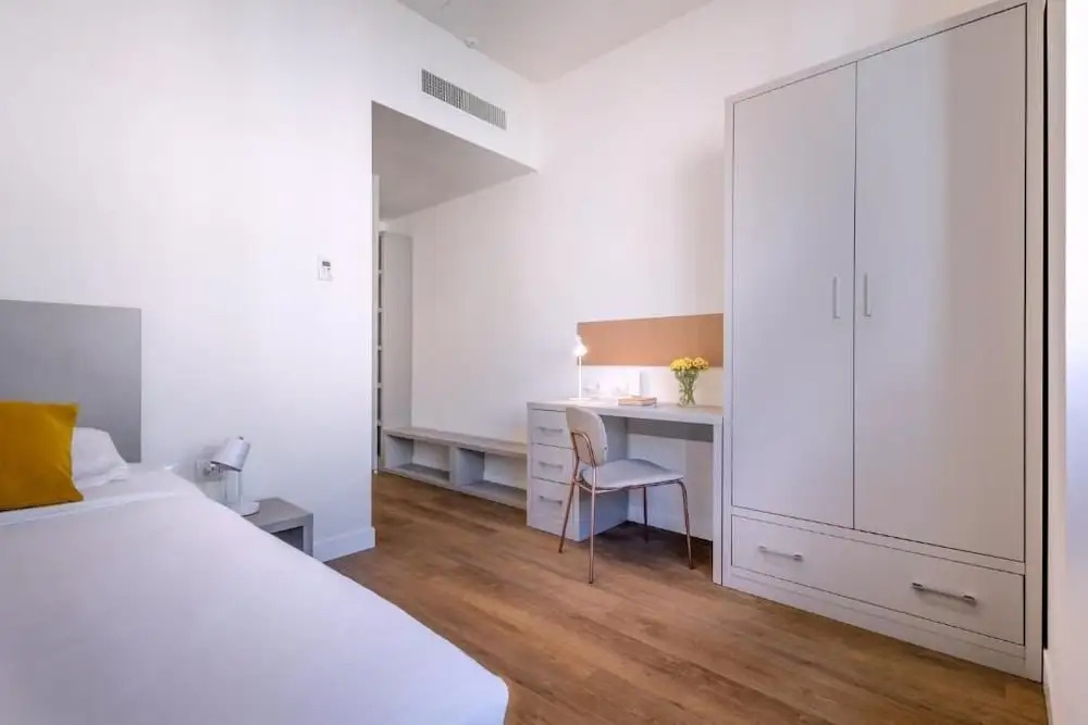 Одноместный номер Superior в S4 Stays