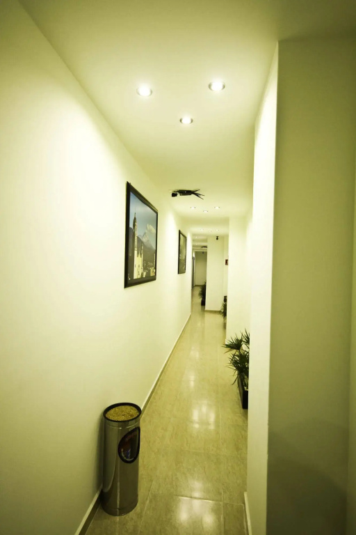 First Inn Hotel & Business - Général