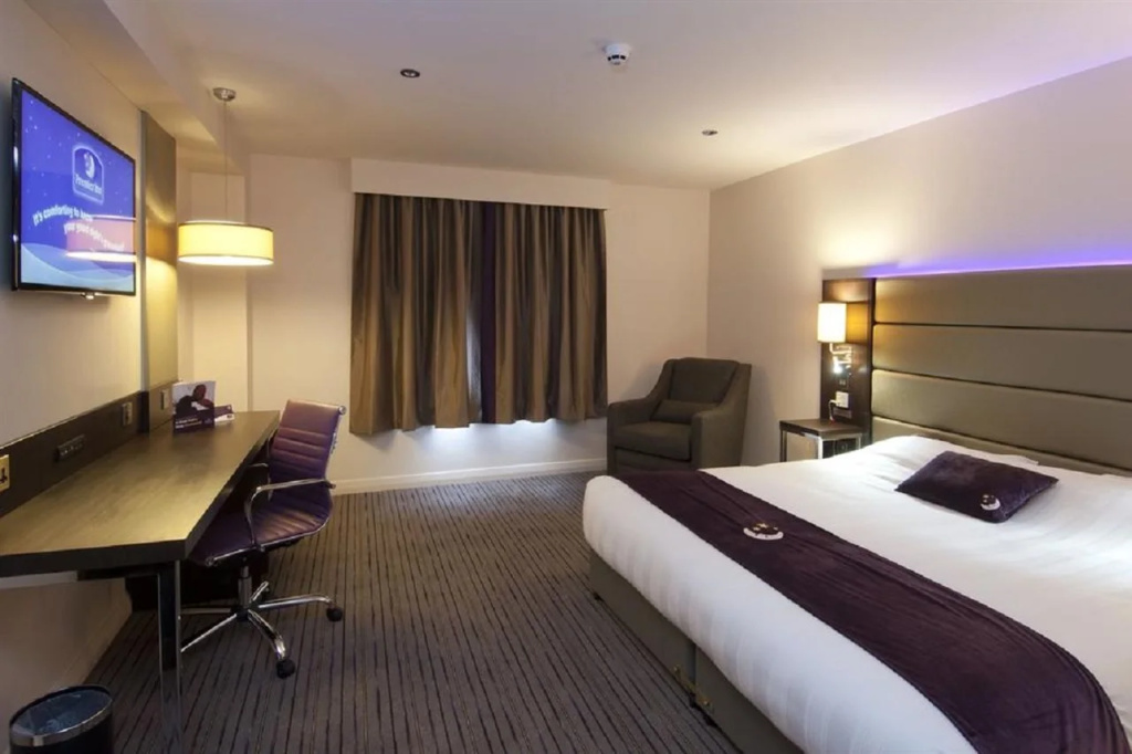 Premier Inn London Uxbridge — фото