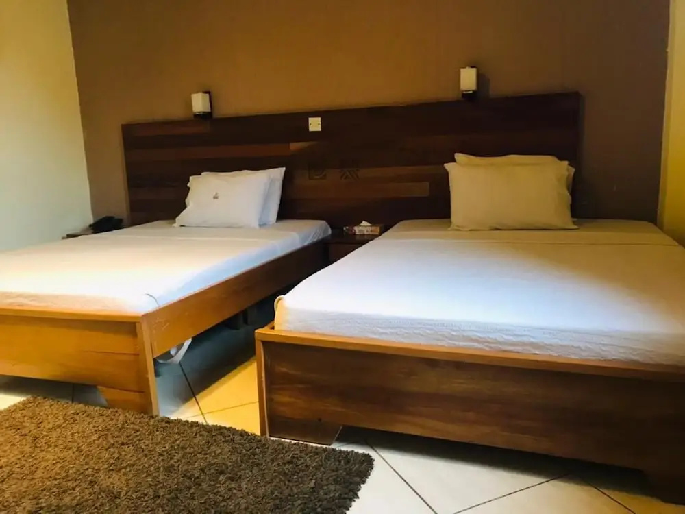 Central Hotel( Osu) - Général