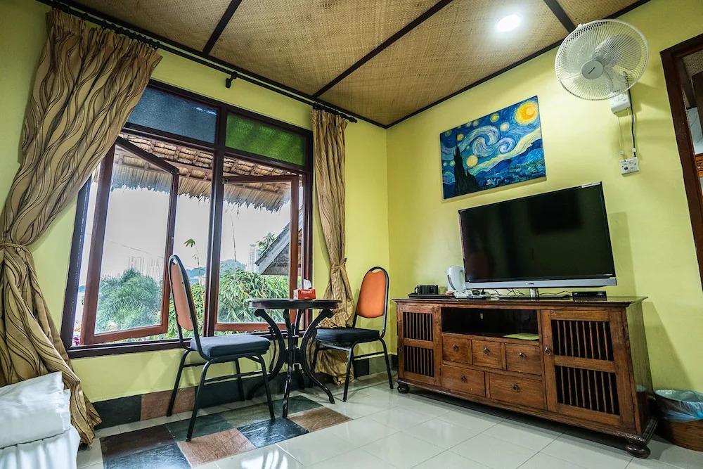 Lost Paradise Resort