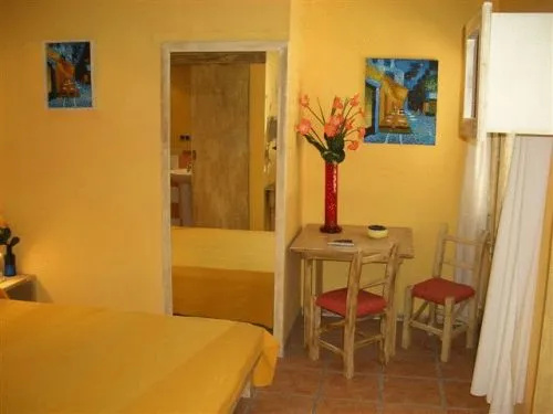 Standard Quadruple room (full double bed)