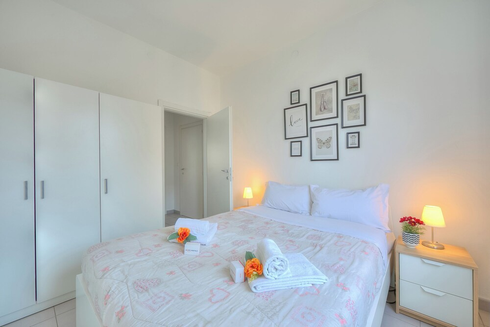 2 Bedrooms Family Apartment