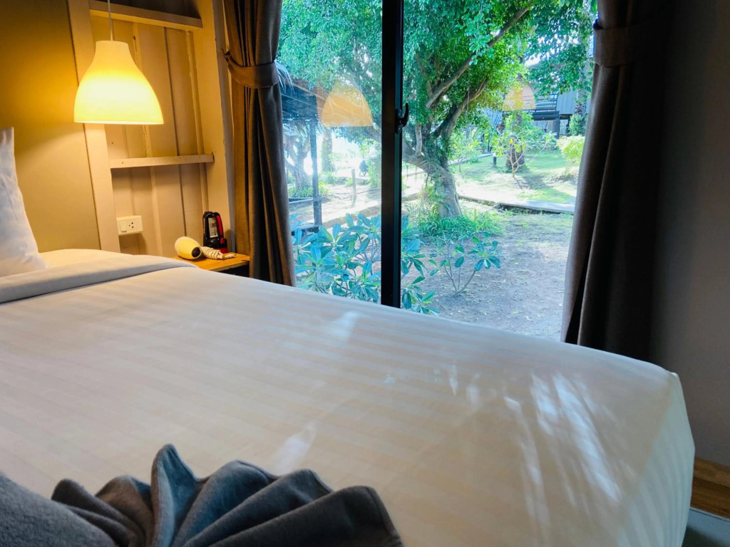 HIP Seaview Resort at Phi Phi — 3
