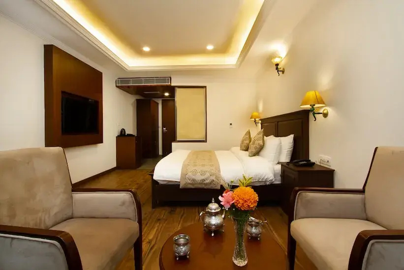 guest_rooms