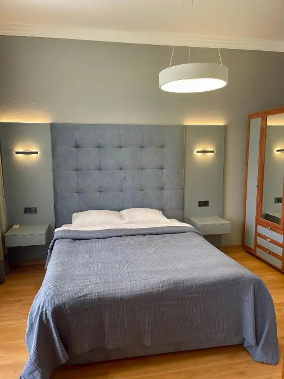 Arcada Apartments
