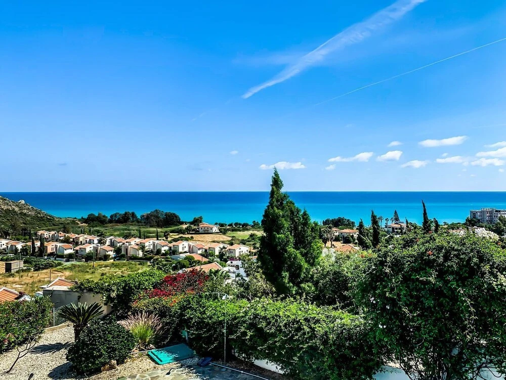 3 Bedroom Villa , With Fantastic sea View, Landscaped Garden Free Wi-fi