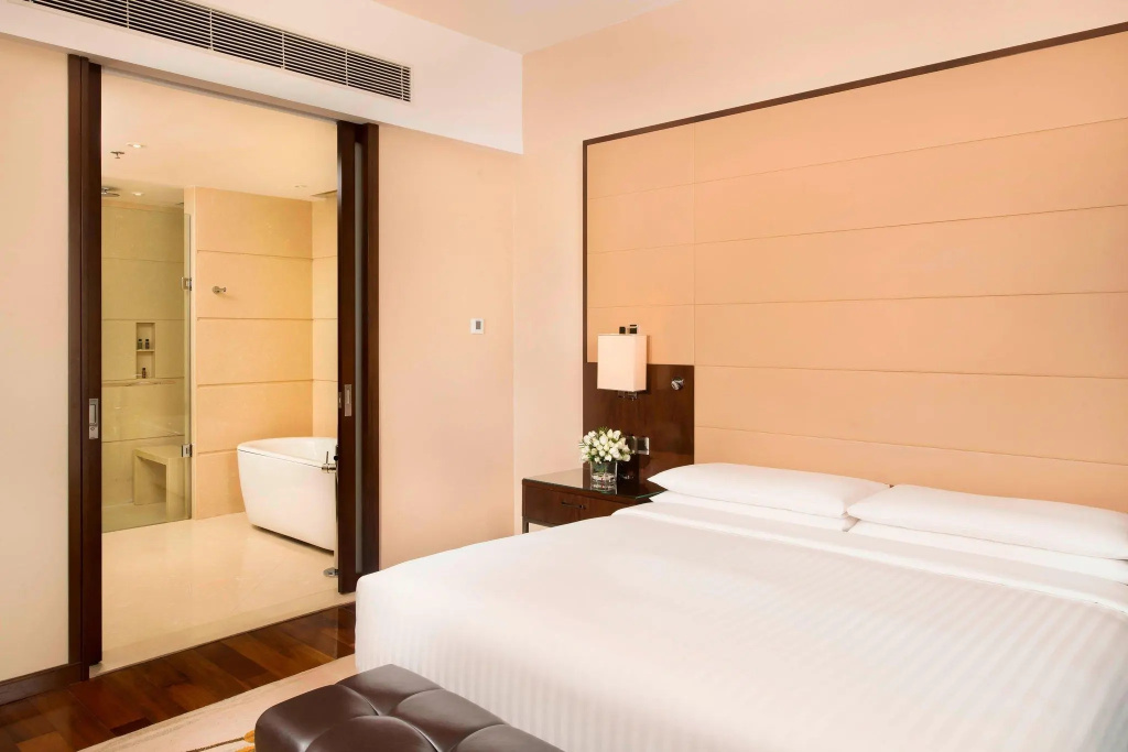 1 Bedroom Double Club Suite (full double bed)
