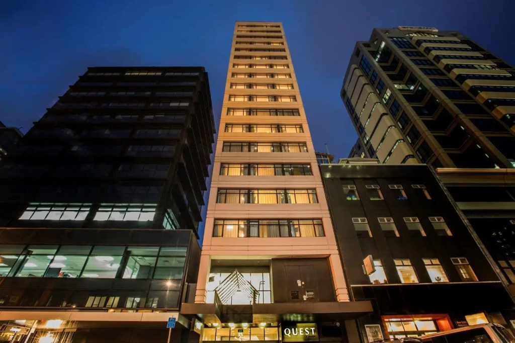 2 Bedrooms Double Apartment (full double bed)